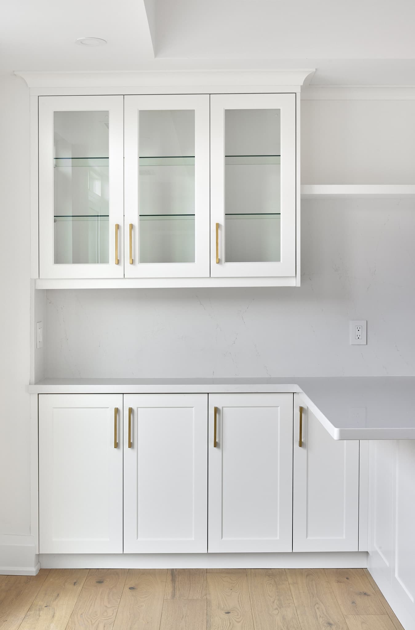 Kitchen finishes by Harbour Kitchens — Mississauga