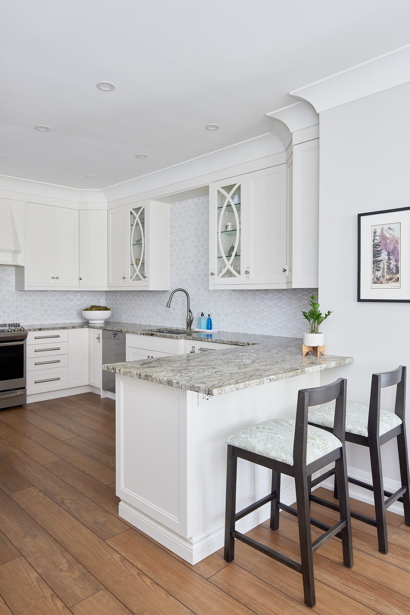 Custom kitchen cabinetry and island by Harbour Kitchens