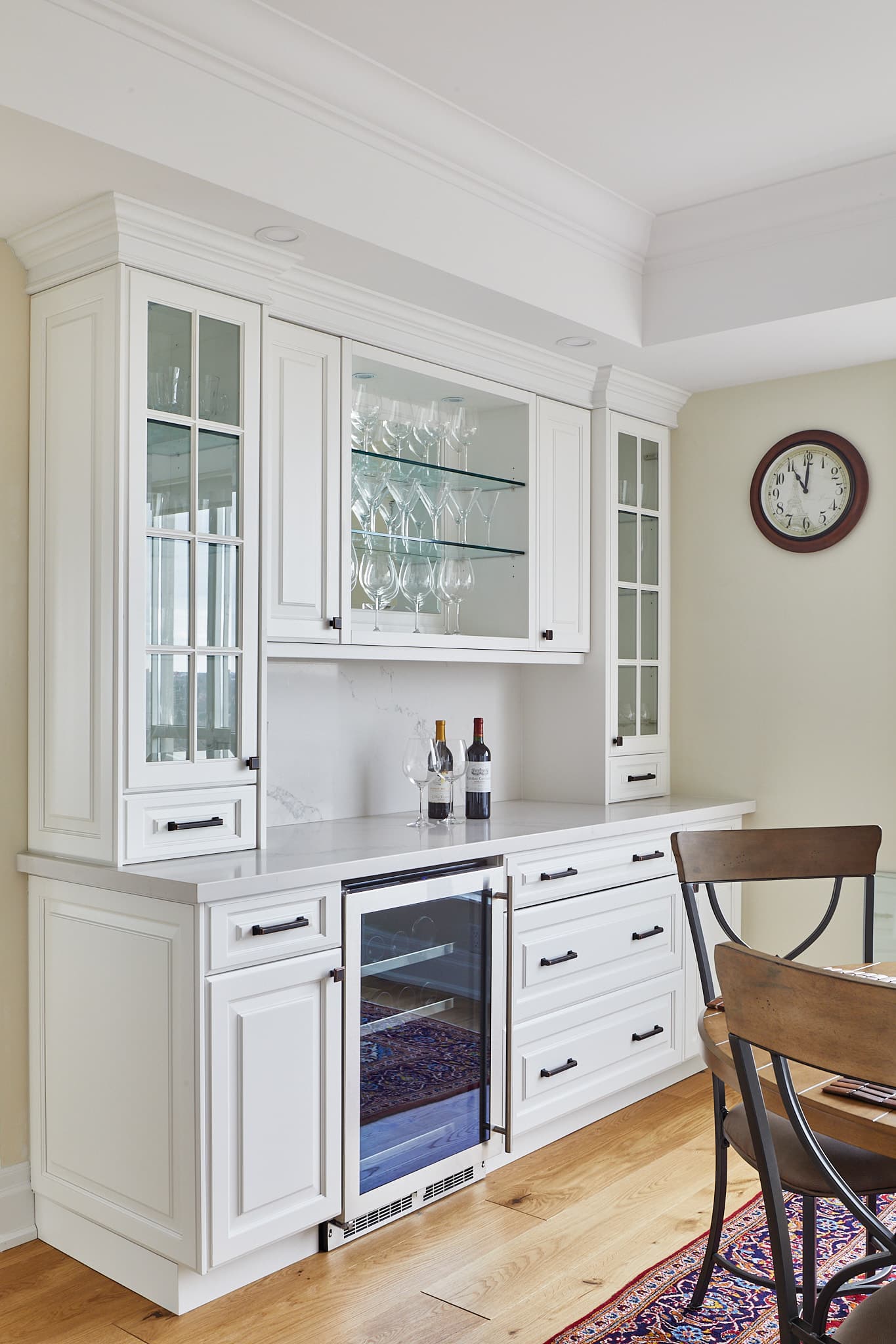 Kitchen backsplash and cabinetry by Harbour Kitchens
