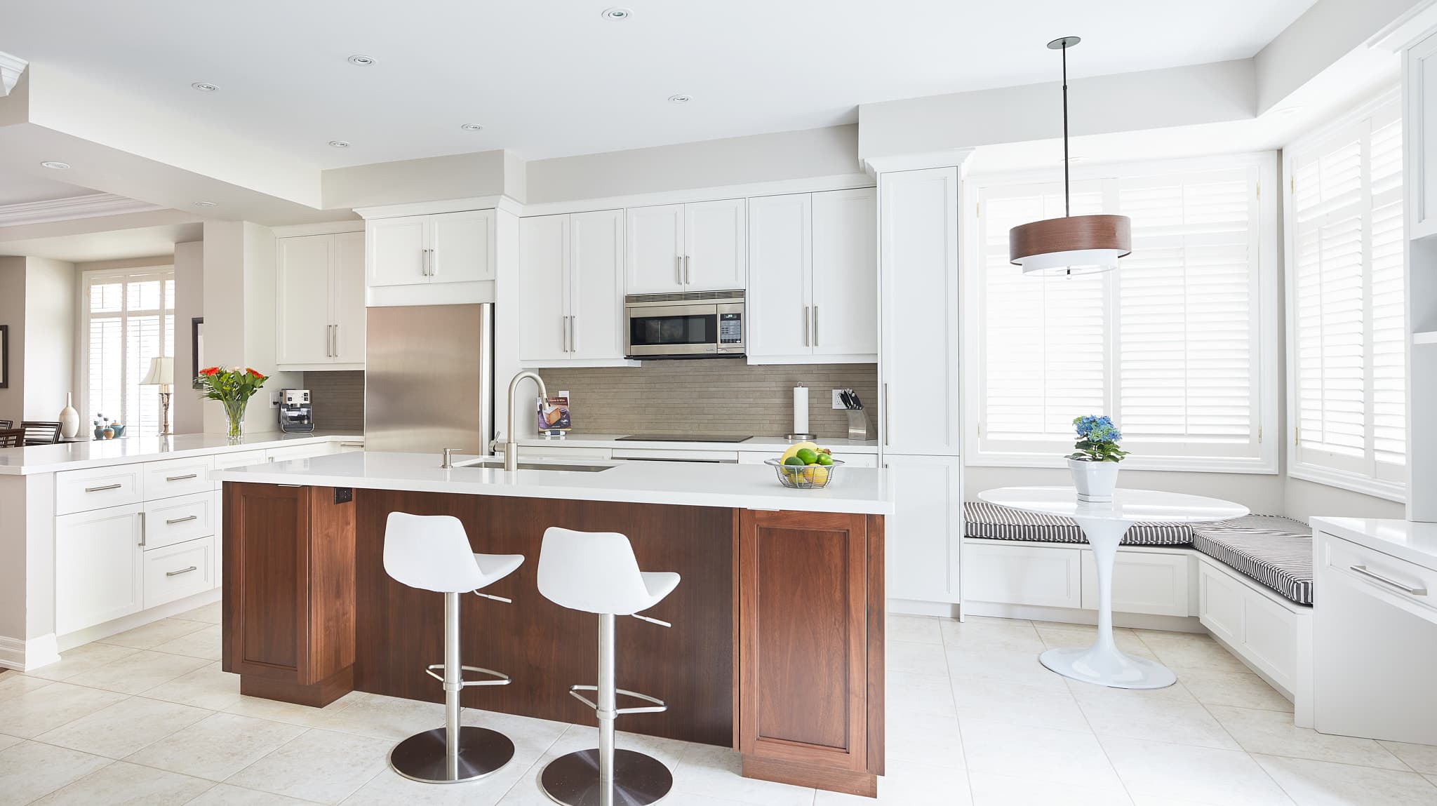 Custom kitchen renovation by Harbour Kitchens — Mississauga