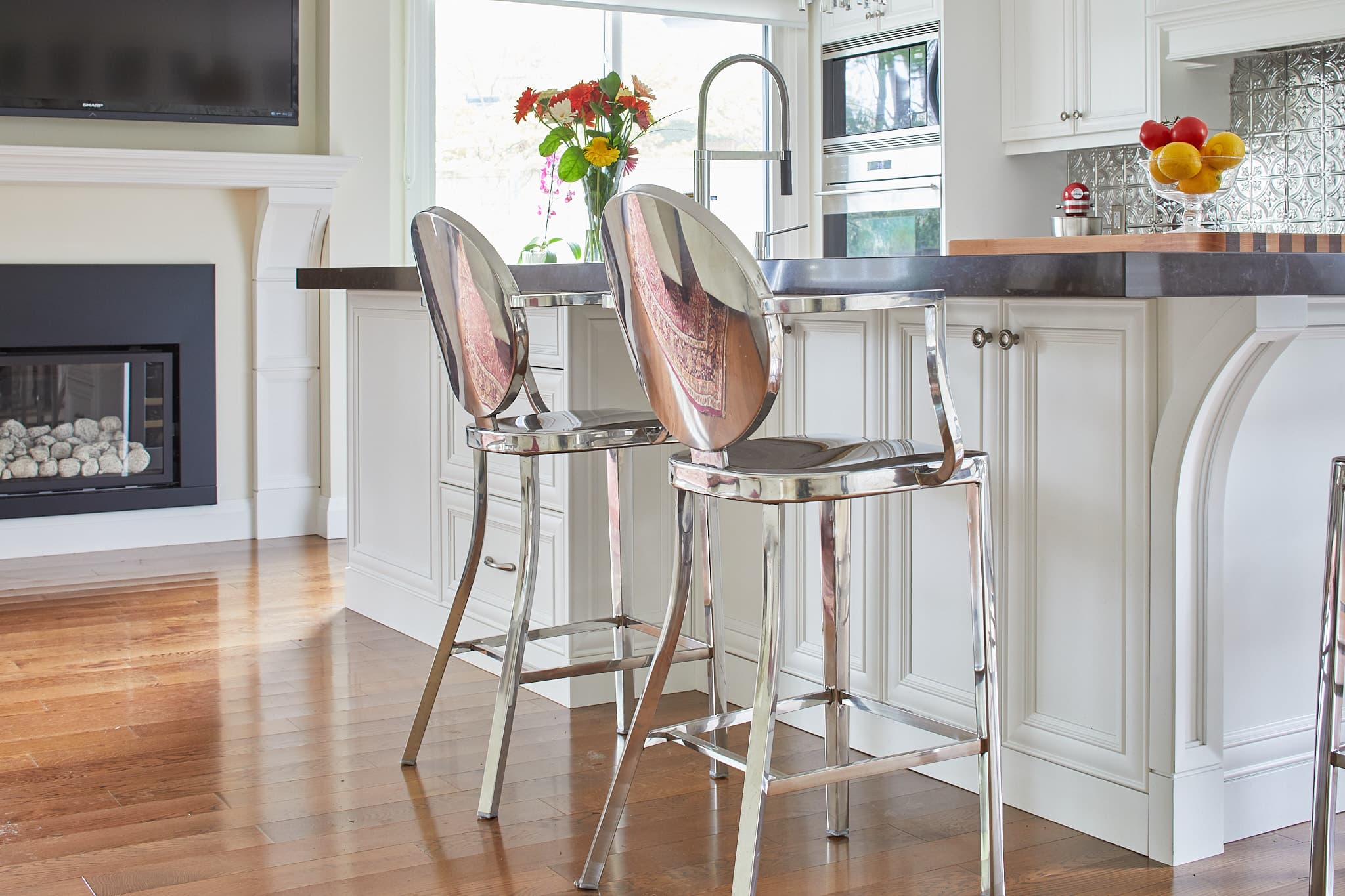 Kitchen appliance wall by Harbour Kitchens