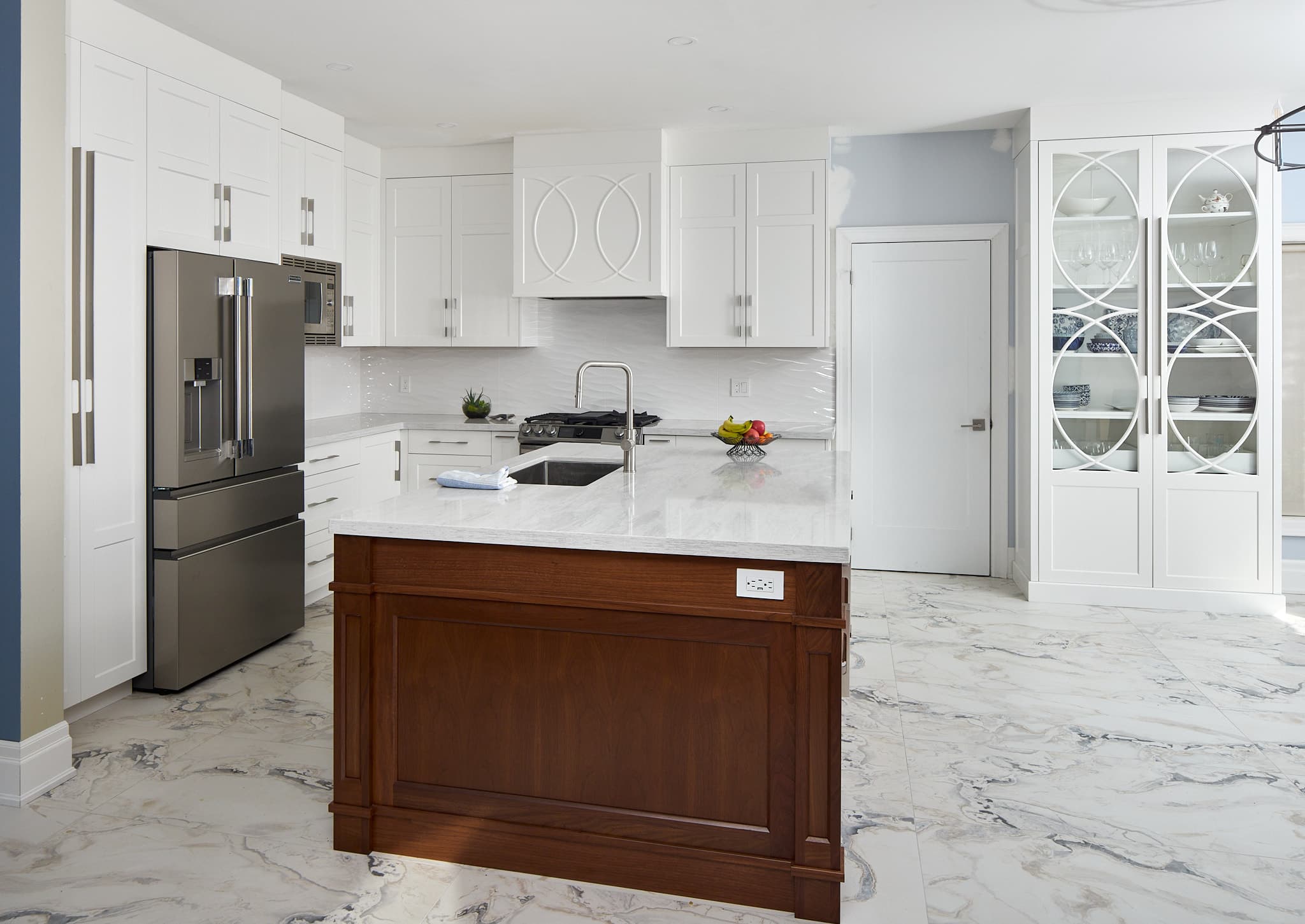 Kitchen design by Harbour Kitchens — Mississauga