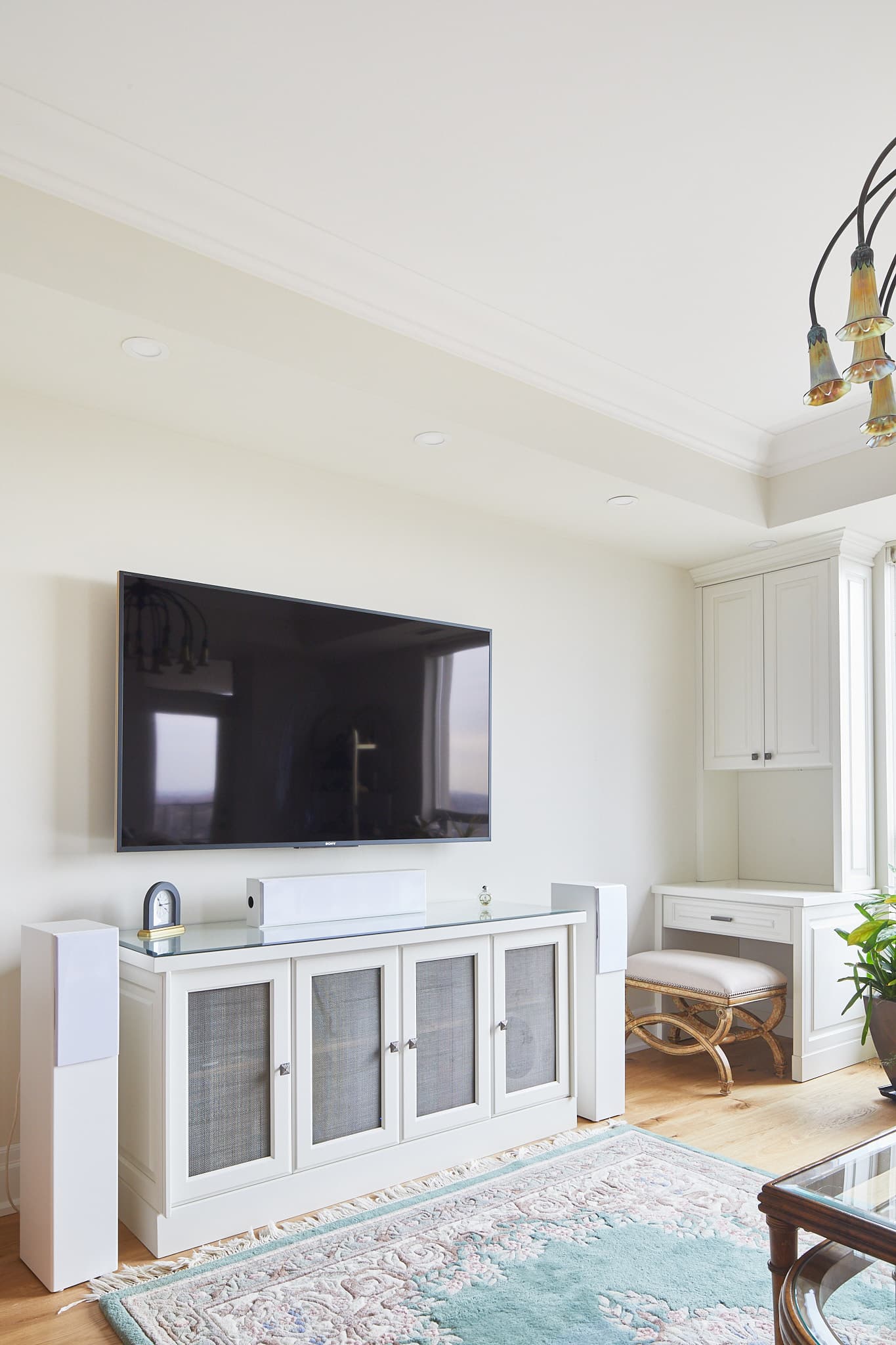 Entertainment centre renovation by Harbour Kitchens